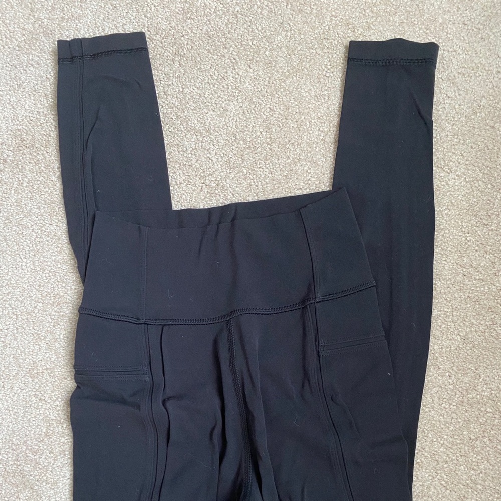 Lululemon black leggings